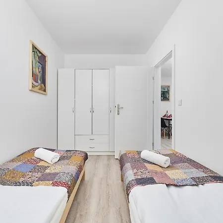 Apartment Drabika Balcony & Private Parking By Renters *