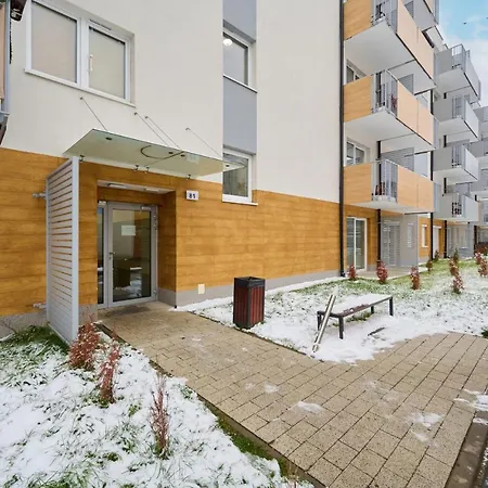 Drabika Balcony & Private Parking By Renters *